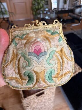 Victorian silk embroidered purse EXCELLENT CONDITION
